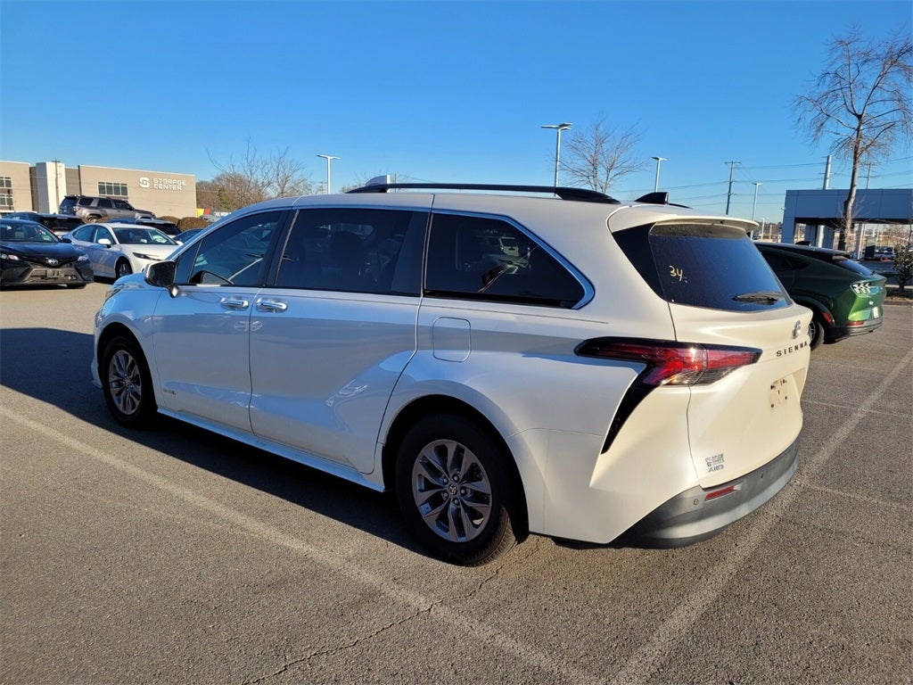 2021 Toyota Sienna XLE 7 Passenger