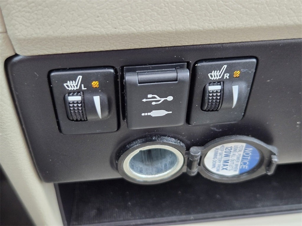 2019 Toyota SIENNA XLE 3.5L L 7 Passenger