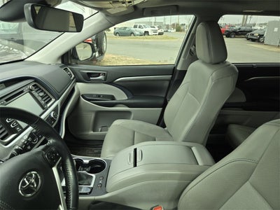 2018 Toyota Highlander Limited Platinum