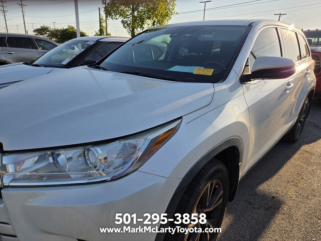 2019 Toyota Highlander LE