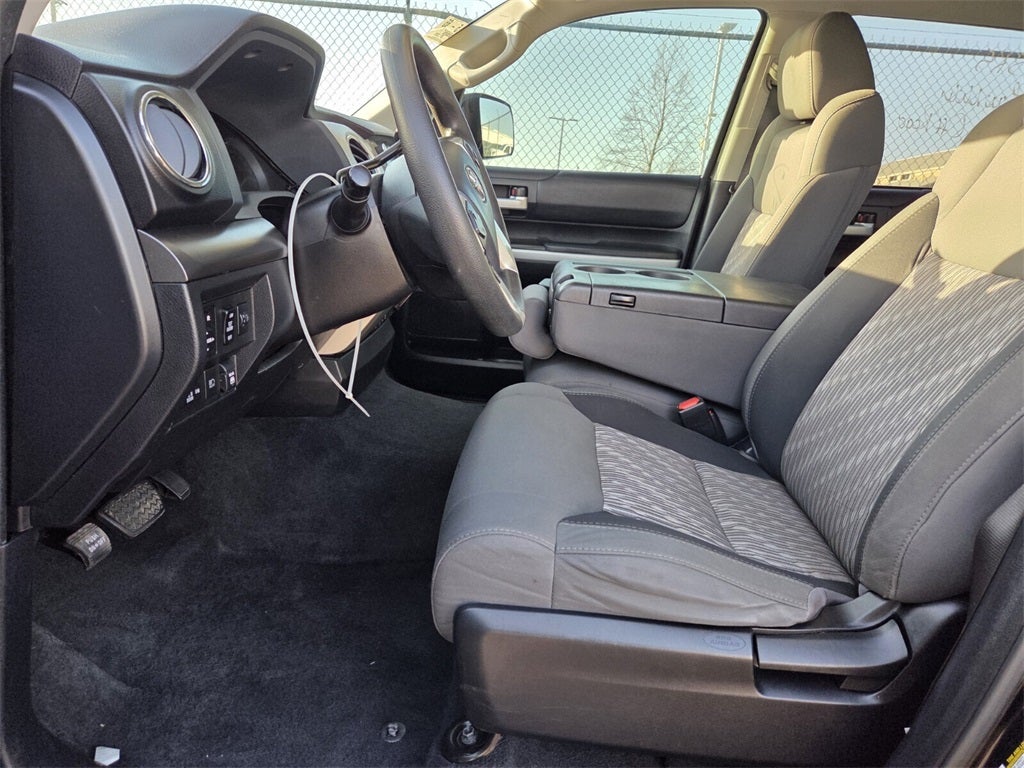 2020 Toyota TUNDRA 4X2 SR5