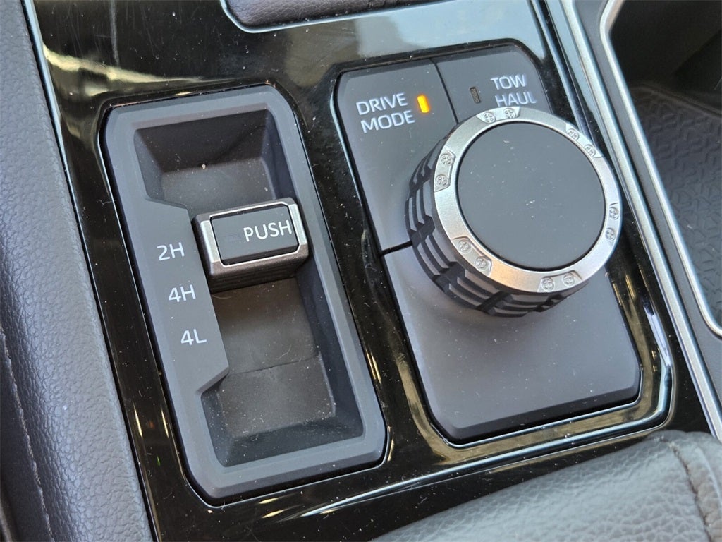 2025 Toyota TUNDRA 4X4 Limited