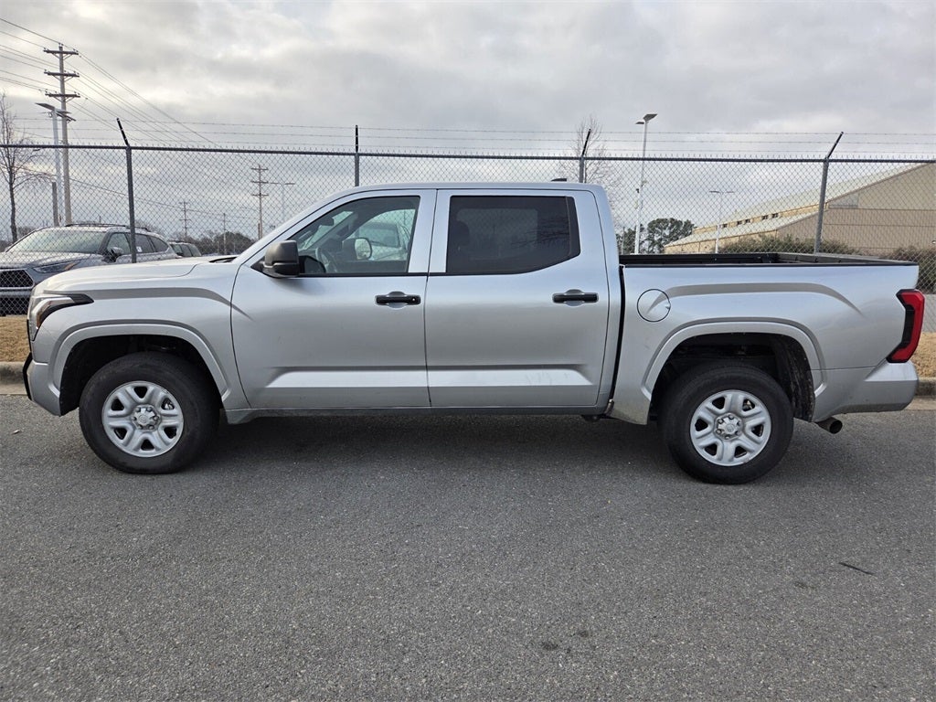 2025 Toyota TUNDRA 4X4 SR