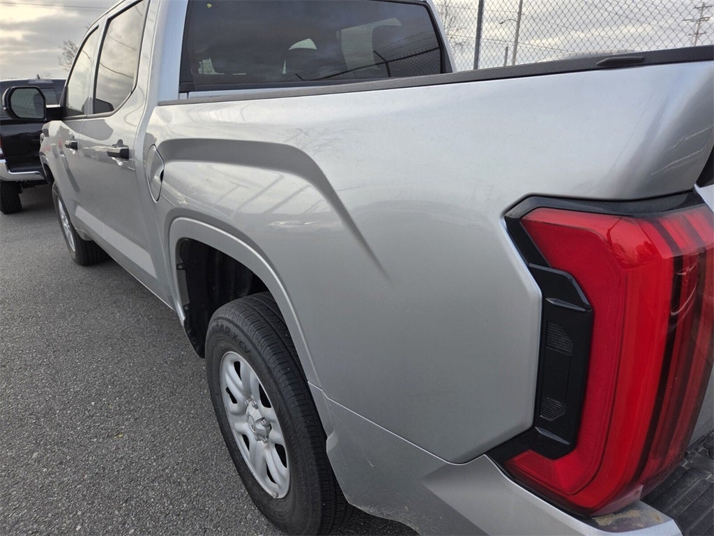 2025 Toyota TUNDRA 4X4 SR