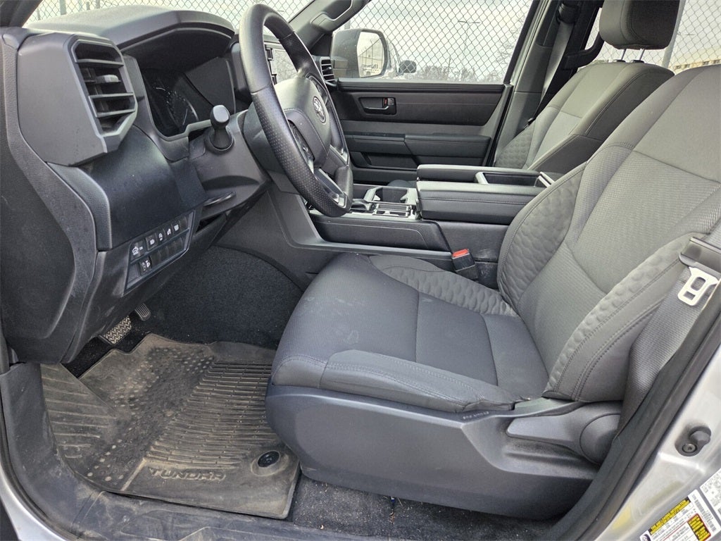 2025 Toyota TUNDRA 4X4 SR