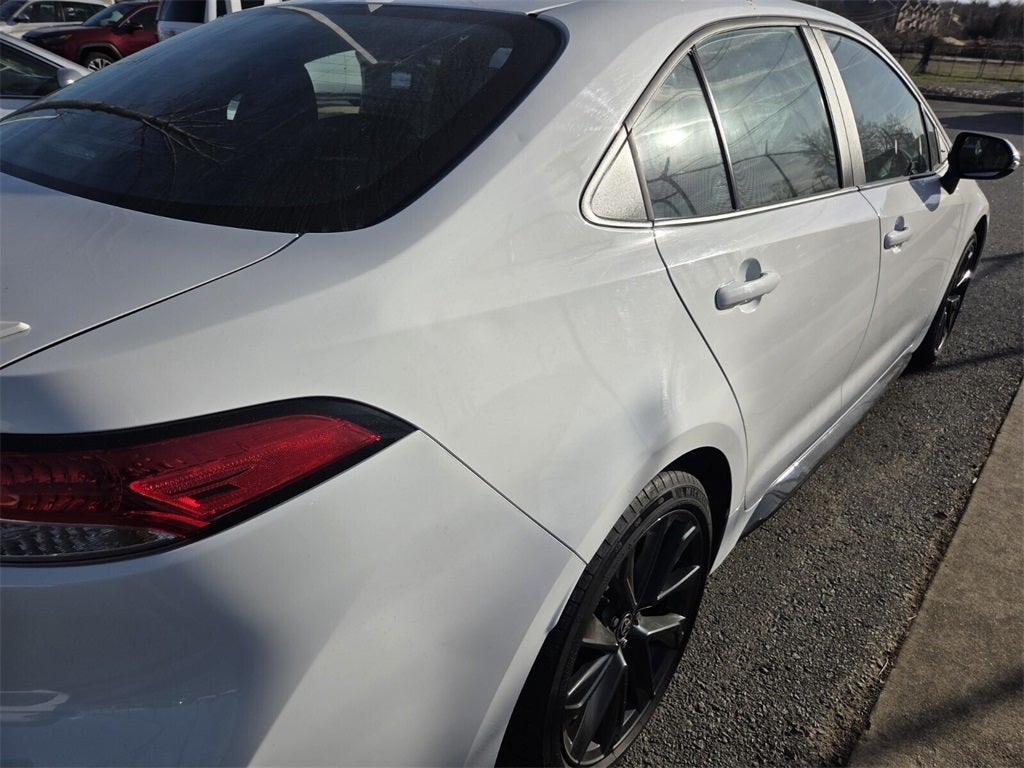 2025 Toyota COROLLA SE