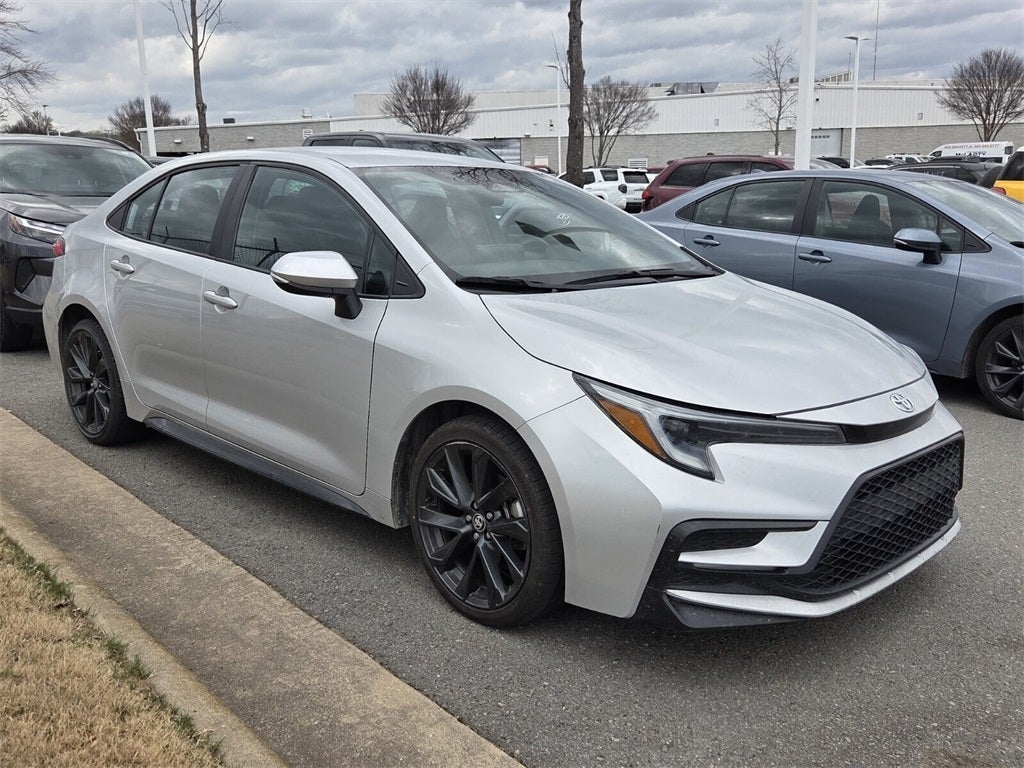 2024 Toyota COROLLA SE
