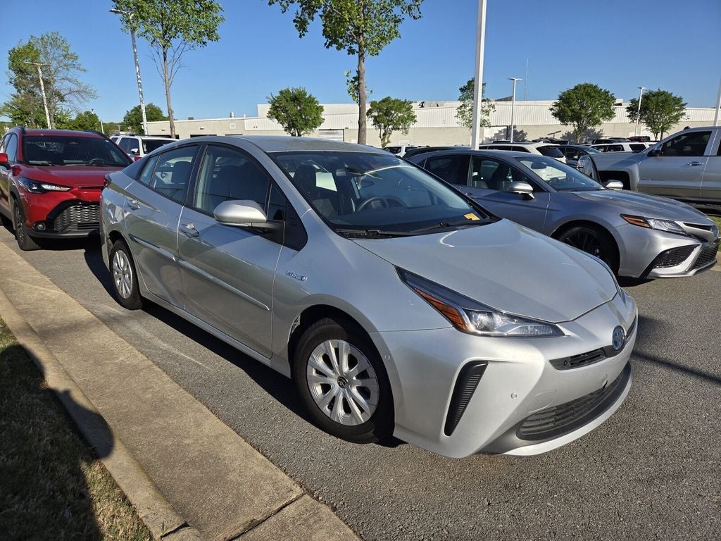 2022 Toyota PRIUS LE