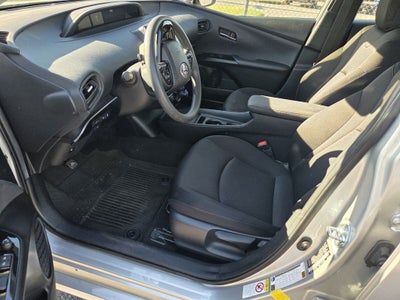 2022 Toyota PRIUS LE