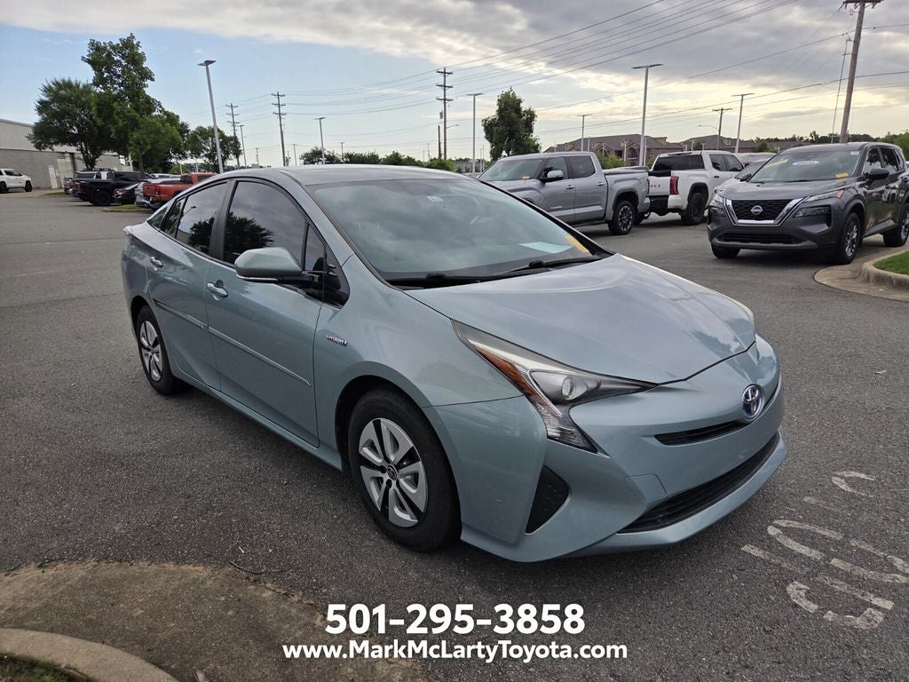 2016 Toyota Prius Three