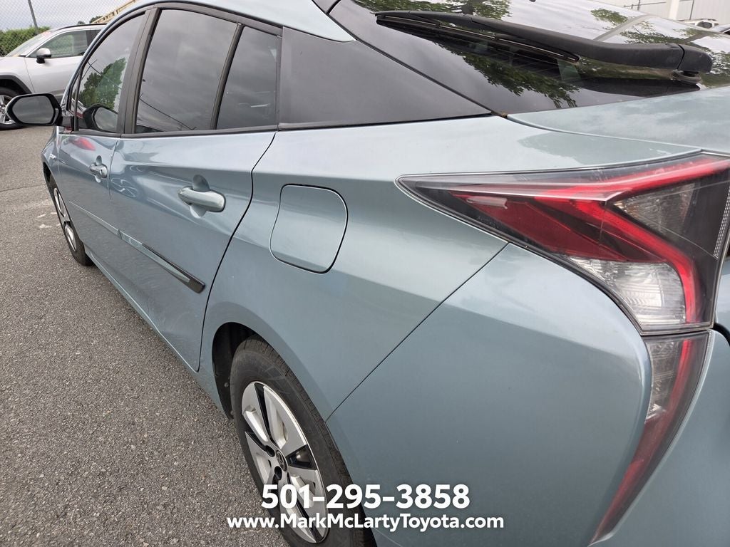 2016 Toyota Prius Three