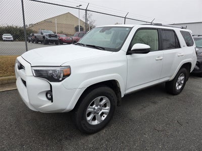 2024 Toyota 4RUNNER SR5