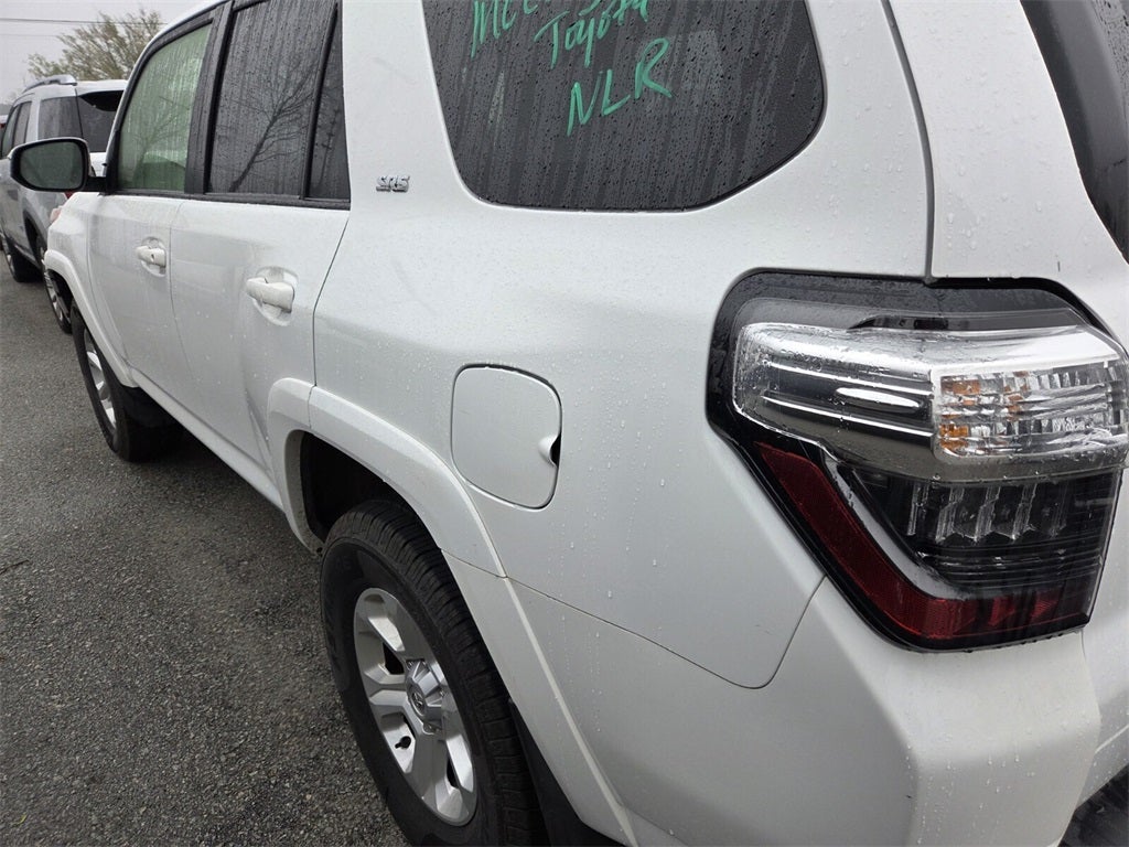 2024 Toyota 4RUNNER SR5