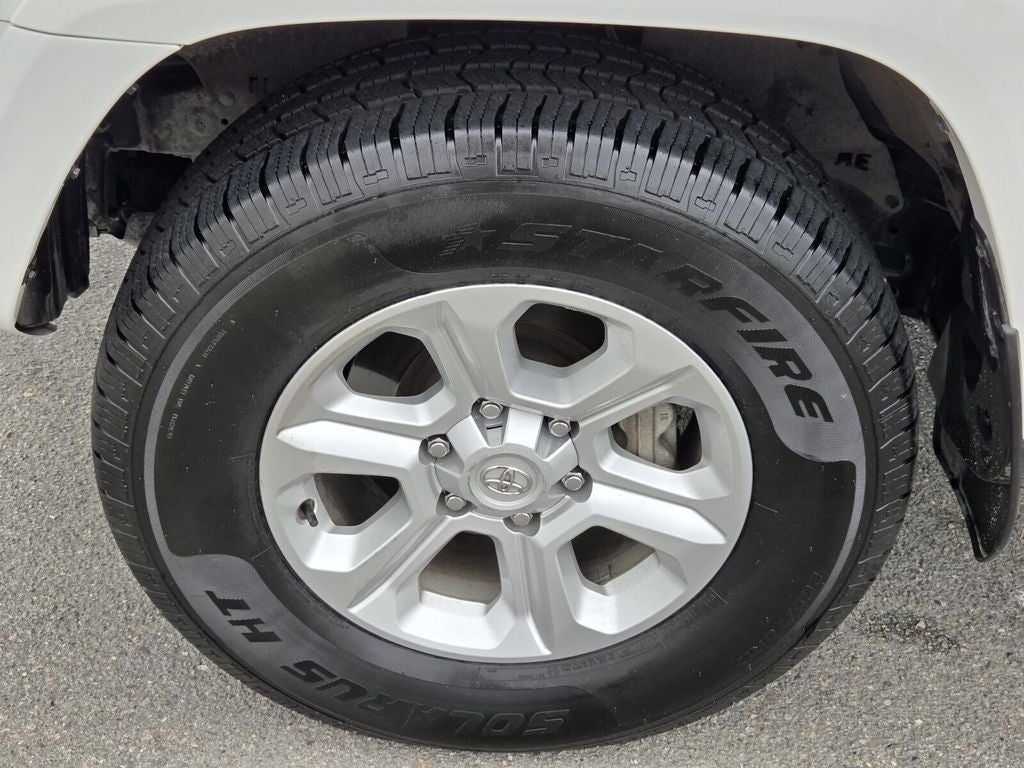 2024 Toyota 4RUNNER SR5