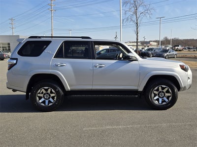 2024 Toyota 4RUNNER TRD Off-Road