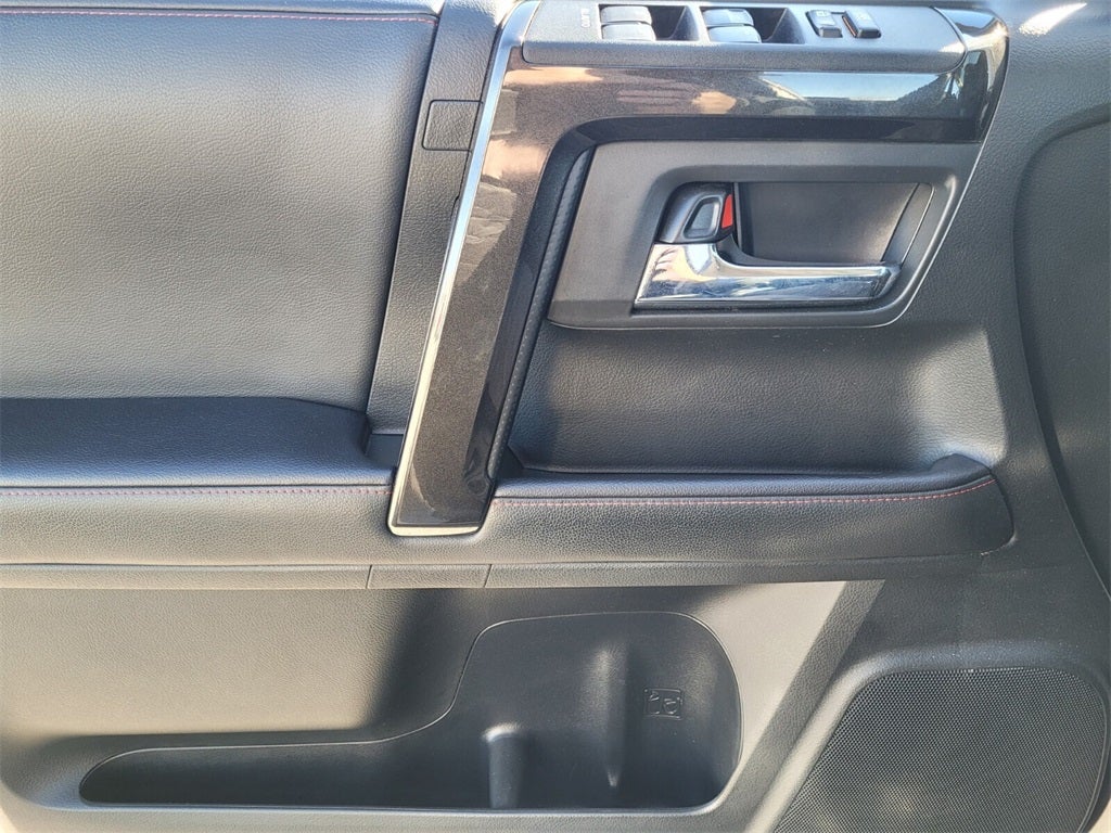 2021 Toyota 4RUNNER TRD Off-Road