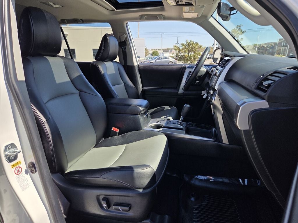 2017 Toyota 4RUNNER SR5 Premium