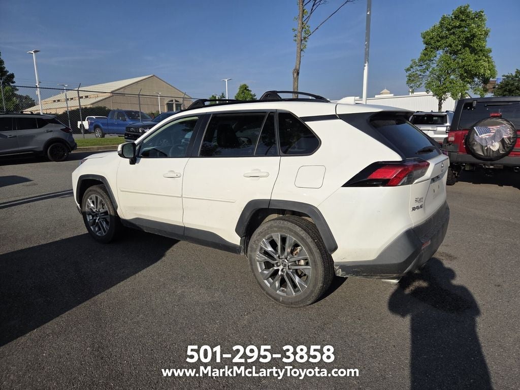 2020 Toyota RAV4 XLE Premium