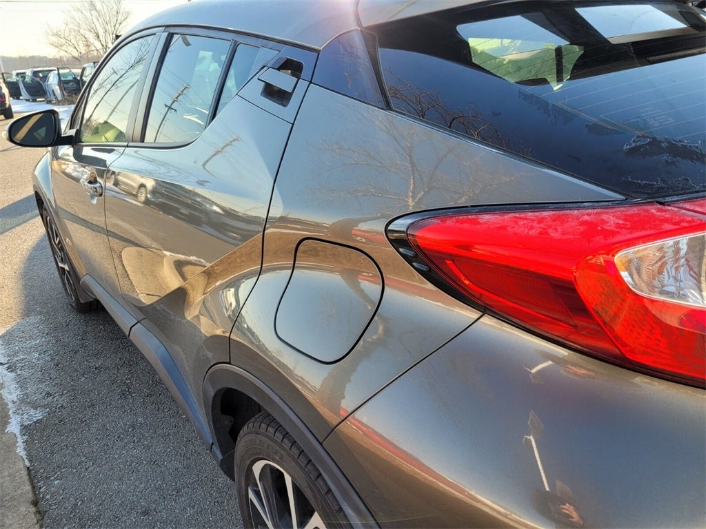 2021 Toyota C-HR XLE