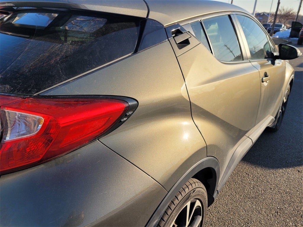 2021 Toyota C-HR XLE