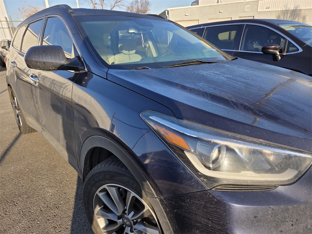 2018 Hyundai Santa Fe SE