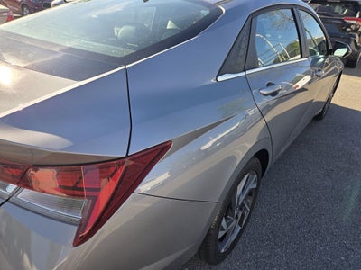 2025 Hyundai Elantra Limited