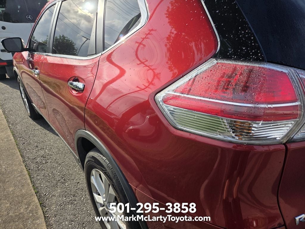 2015 Nissan Rogue SV