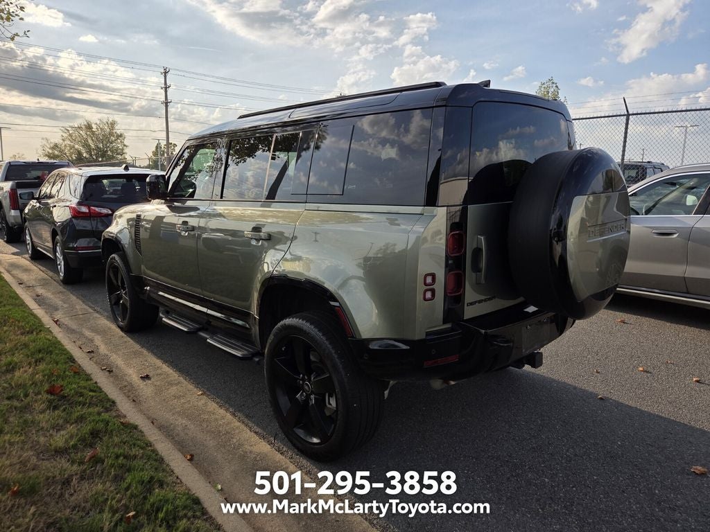 2025 Land Rover Defender X-Dynamic SE