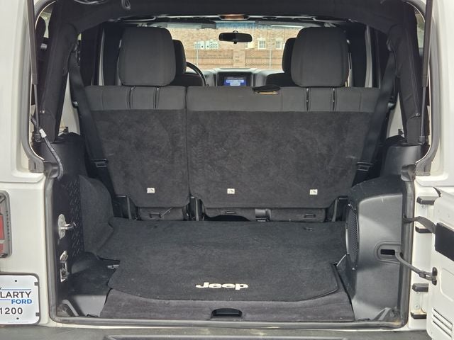 2012 Jeep Wrangler Unlimited Sahara