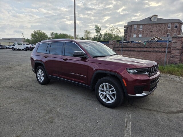2022 Jeep Grand Cherokee L Laredo