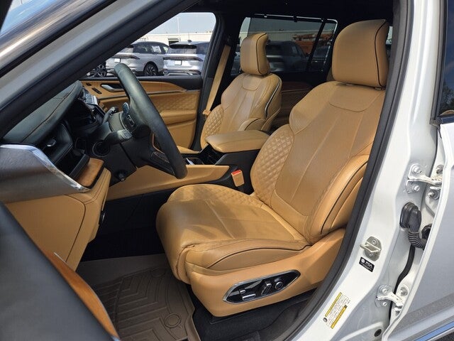 2023 Jeep Grand Cherokee L Summit