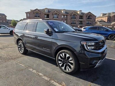 2025 Ford Expedition Platinum