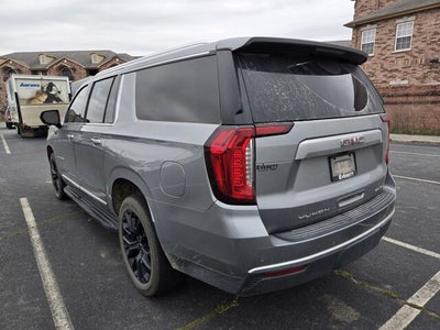 2023 GMC Yukon XL SLT