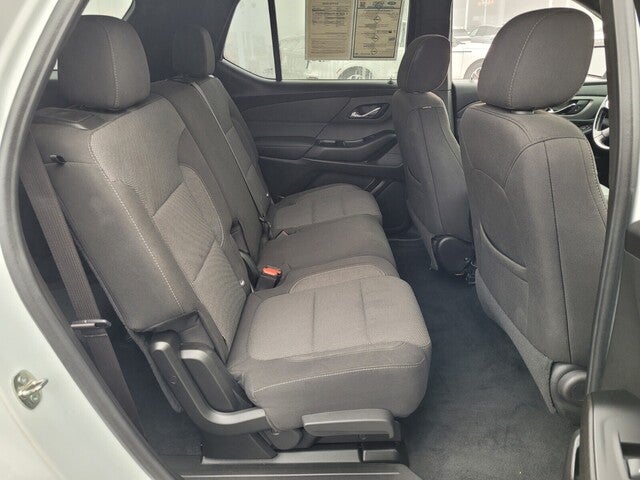 2023 Chevrolet Traverse LT Cloth w/2FL