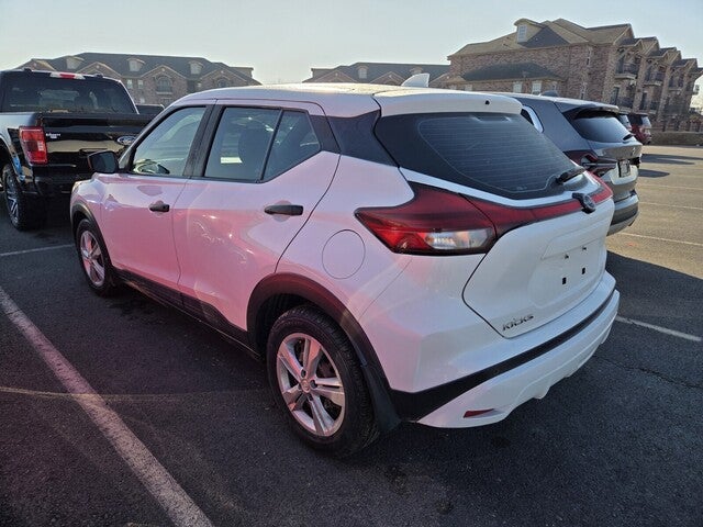 2022 Nissan Kicks S