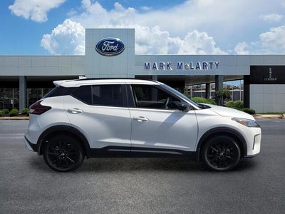 2024 Nissan Kicks SR