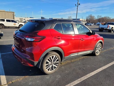 2023 Nissan Kicks SR