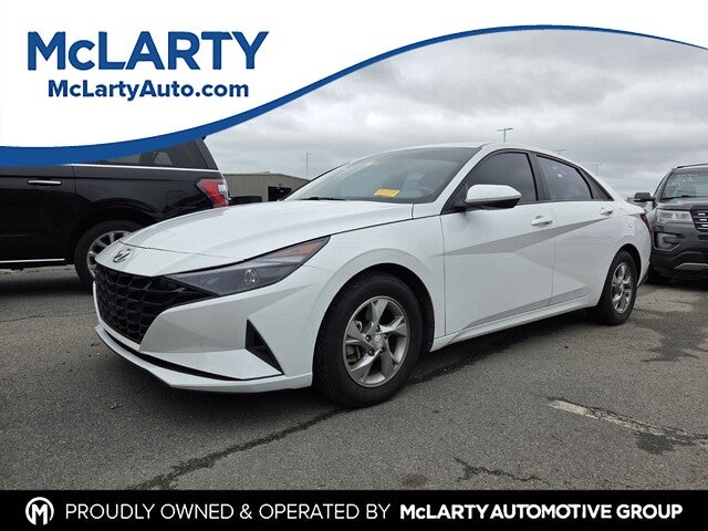 2022 Hyundai Elantra SE
