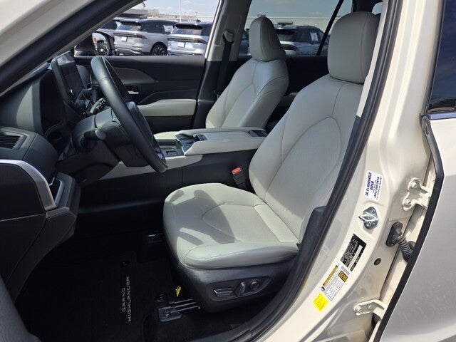 2024 Toyota Grand Highlander Hybrid XLE