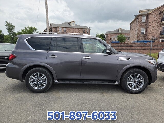 2024 INFINITI QX80 LUXE