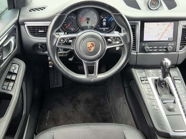 2017 Porsche Macan S