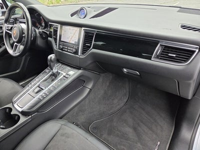 2017 Porsche Macan S
