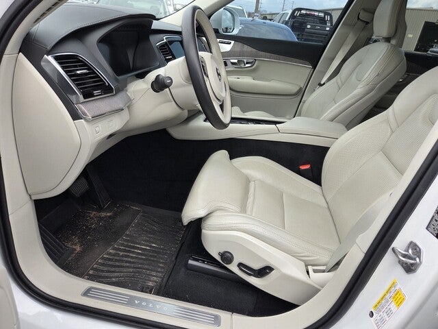 2021 Volvo XC90 T6 Inscription