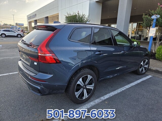 2024 Volvo XC60 Recharge Plug-In Hybrid T8 Plus Dark Theme
