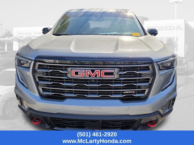 2025 GMC Acadia AT4