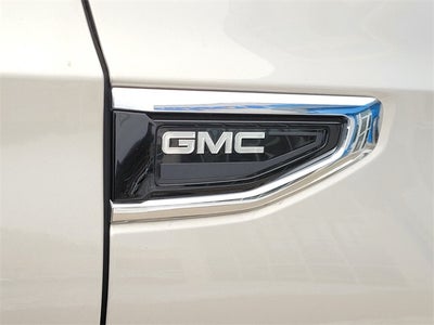 2023 GMC Yukon SLE
