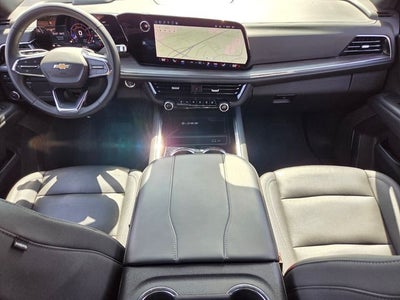 2025 Chevrolet Suburban LT