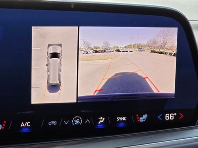 2025 Chevrolet Suburban LT