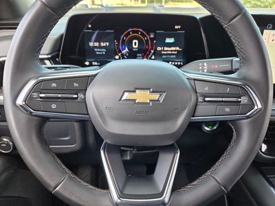 2025 Chevrolet Suburban LT