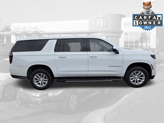 2025 Chevrolet Suburban LT